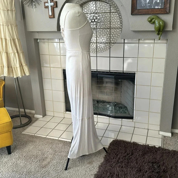 H & M Coachella maxi dress ivory bone color size 2 - Picture 4 of 8